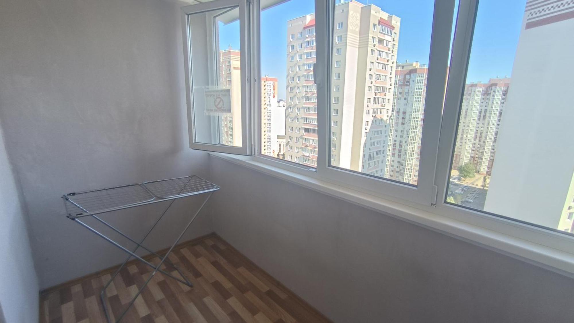Apartment Near Metro Pozniaky Kijów Zewnętrze zdjęcie